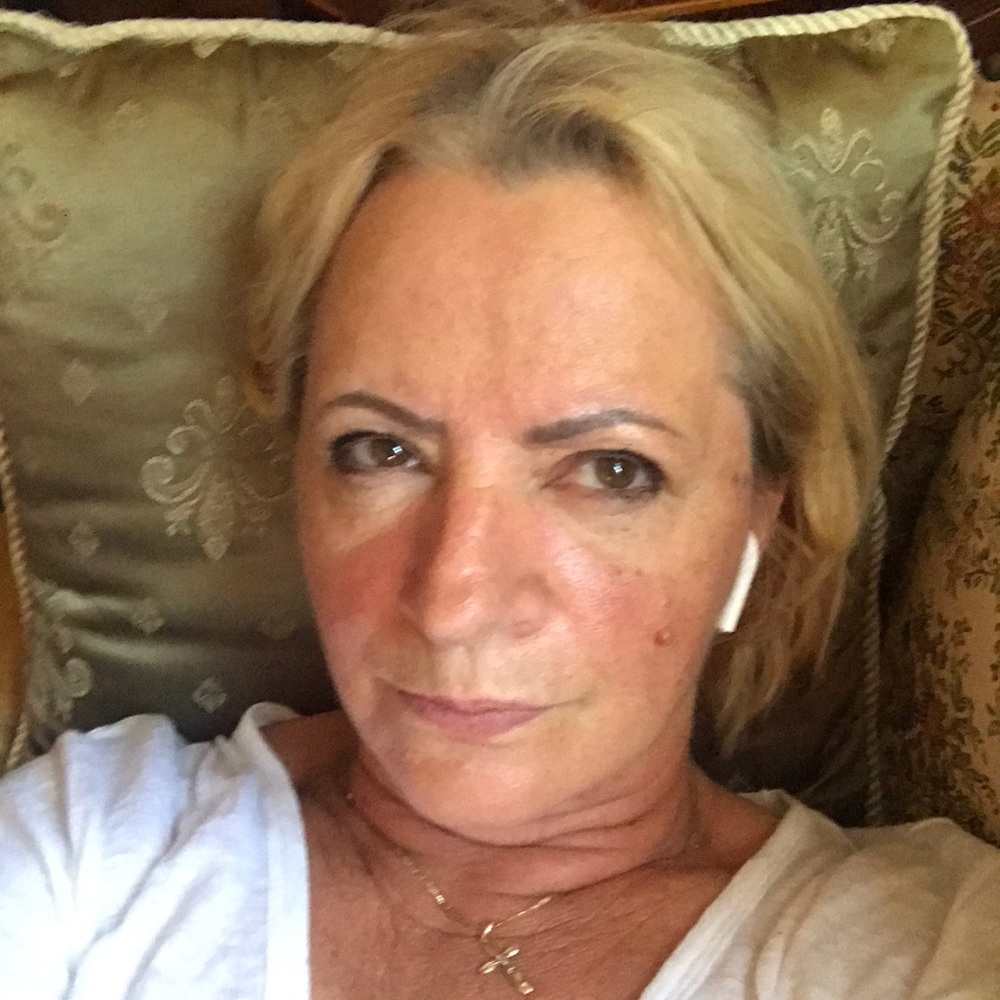 Meet your Posher, Ewa